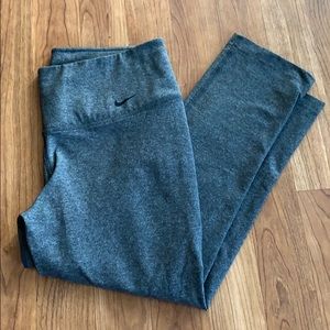NIKE Dri-Fit Crop leggings